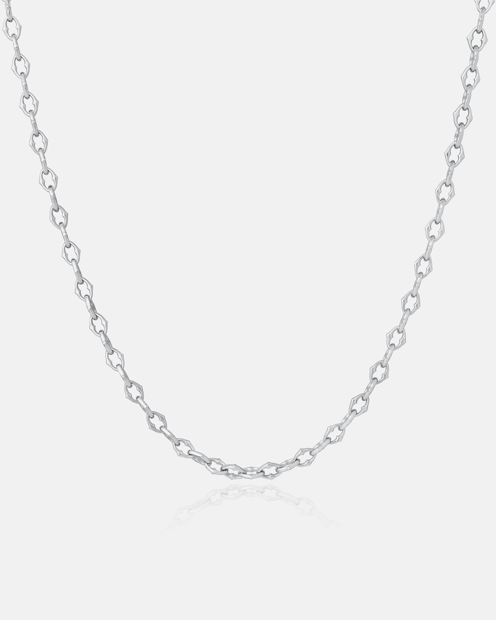 dainty Spiked link necklace on white background