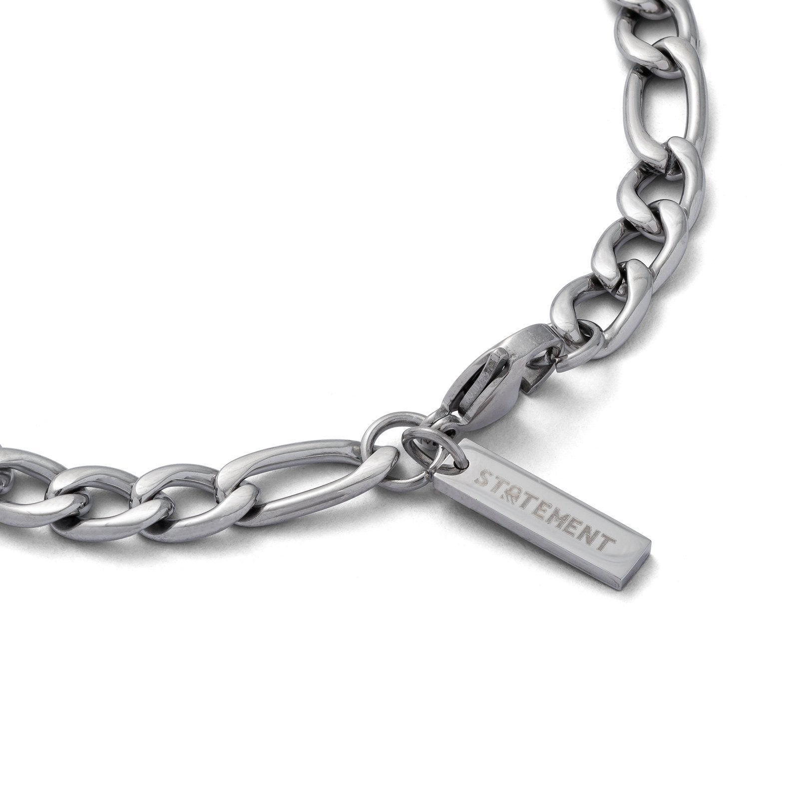 figaro bracelet clasp with statement logo tag