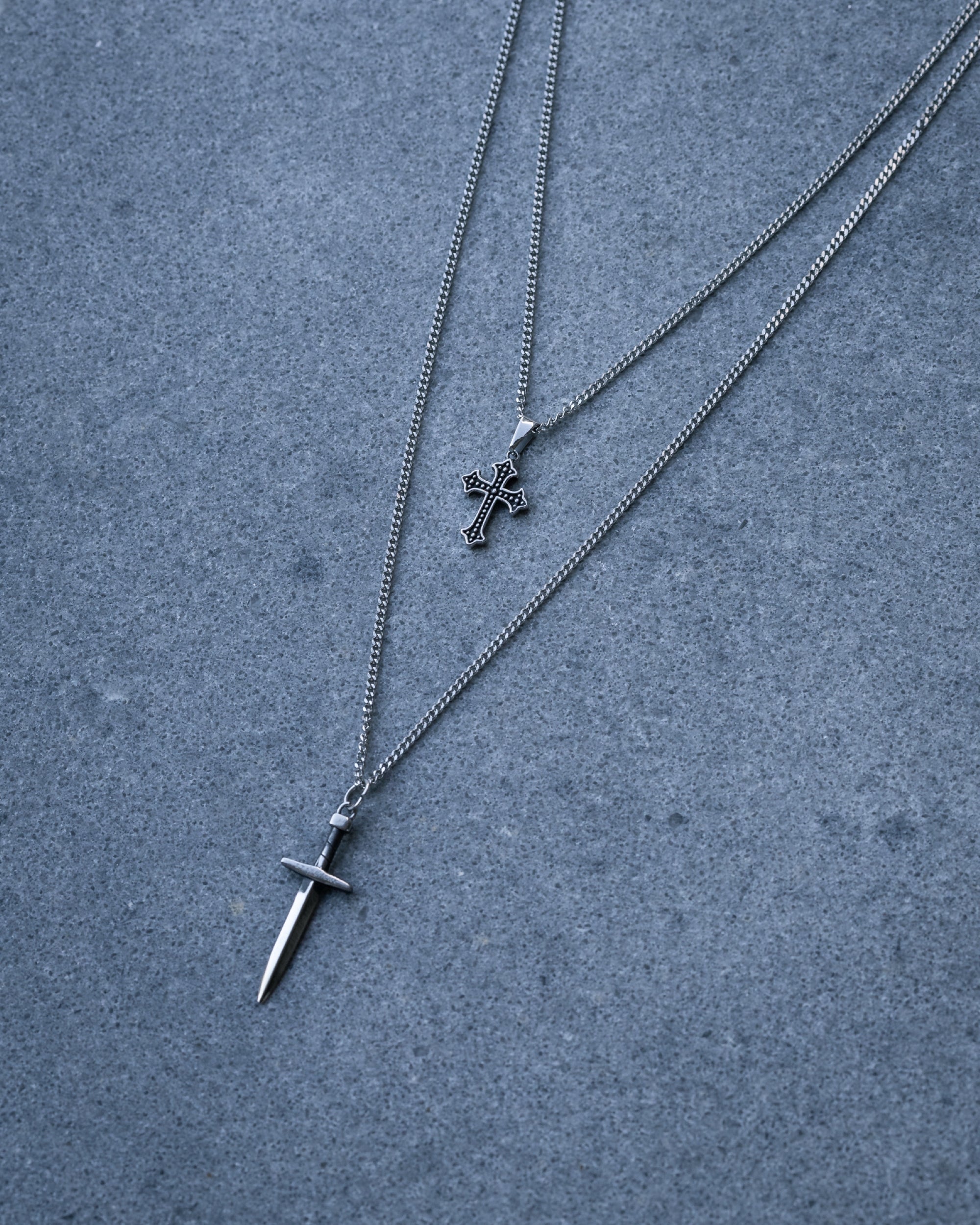 How to Shorten a Necklace That Is Too Long (Without Ruining It)