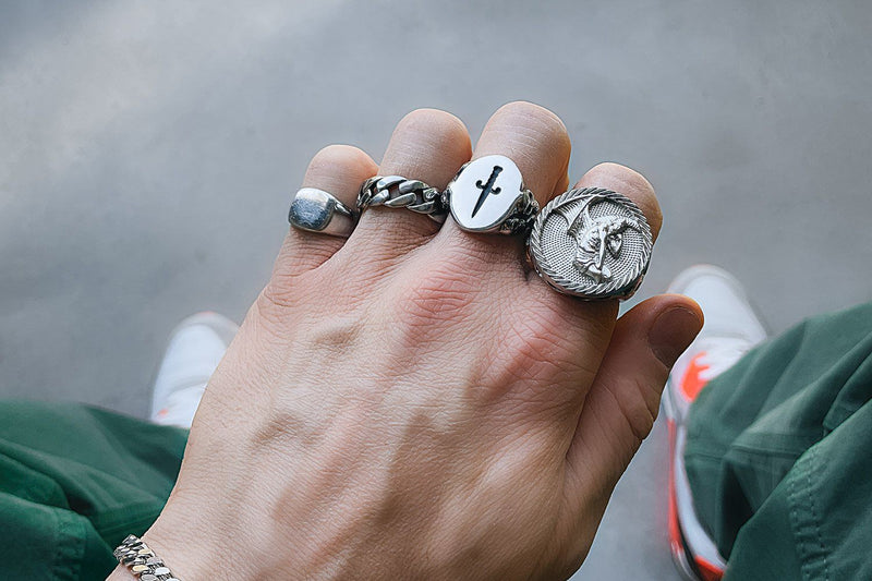 How having a set of mens rings will level up your style