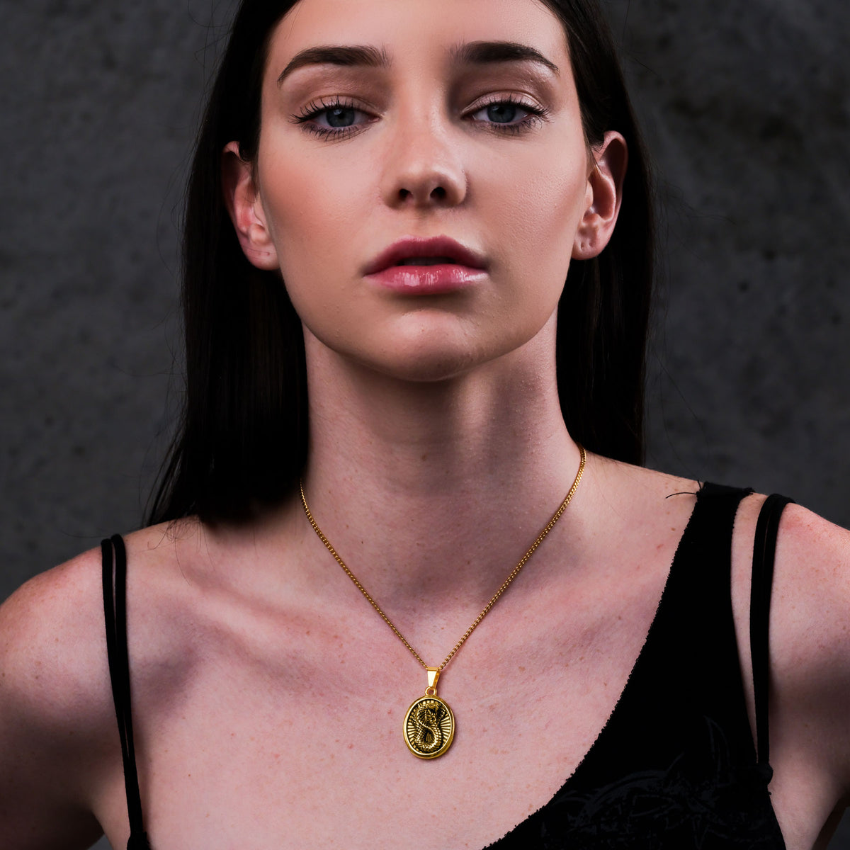 Dainty pendant chain necklace with snake pendant design