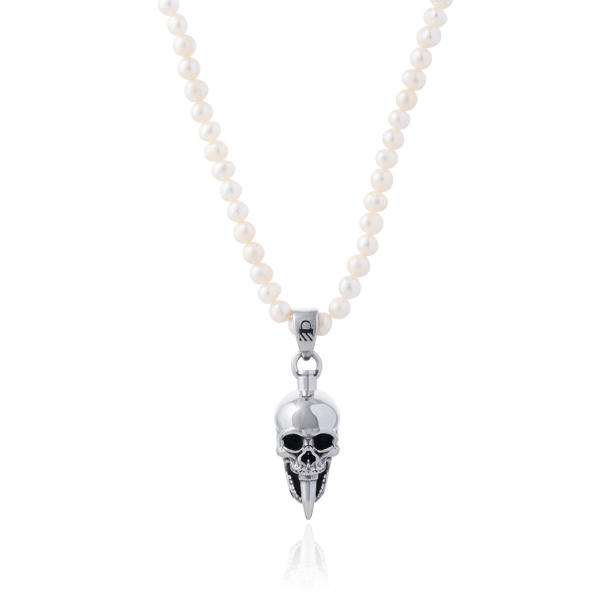 pearl necklace with skull pendant