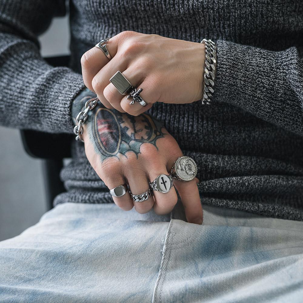 Graveyard Signet Ring PHYSICAL STATEMENT 