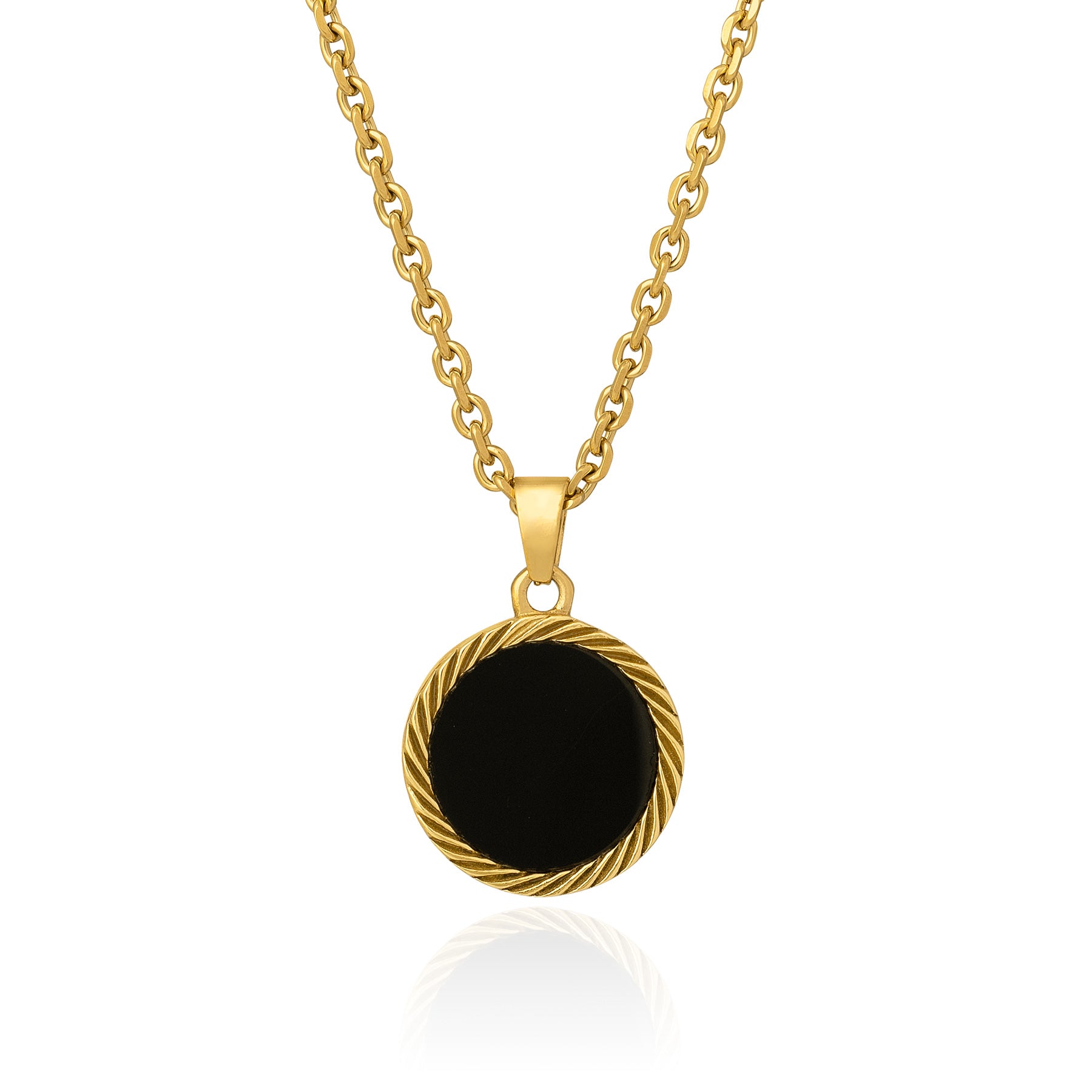 circular onyx pendant necklace in gold